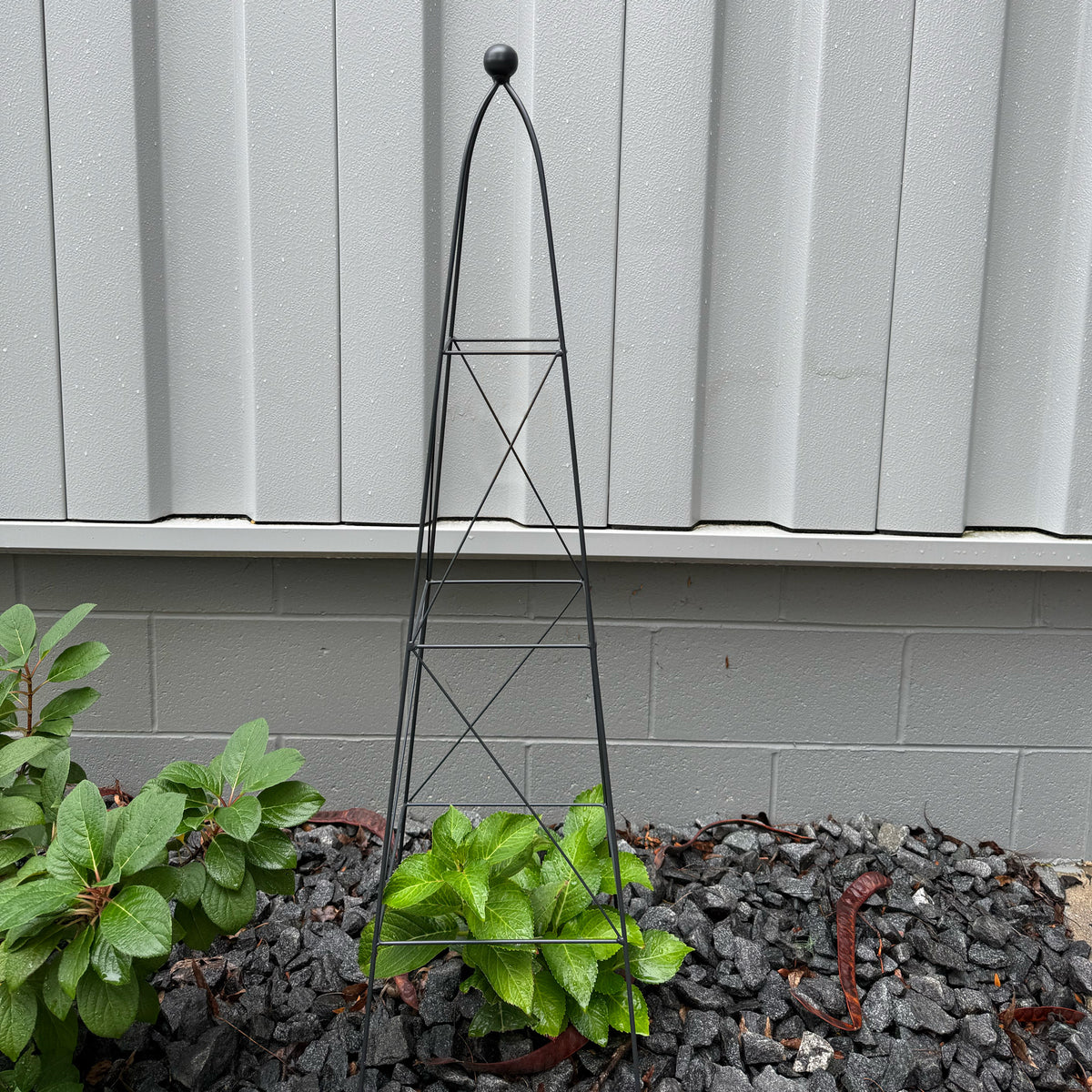 King Obelisk Ultra RHS